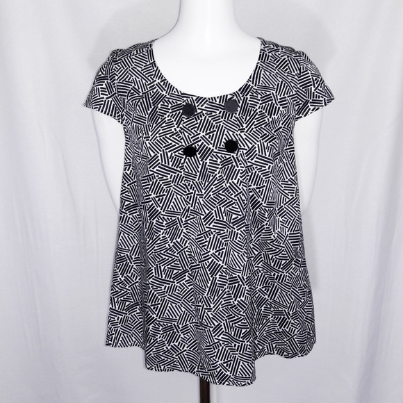 Tops - Ann Taylor Loft Black & White Geometric Blouse M